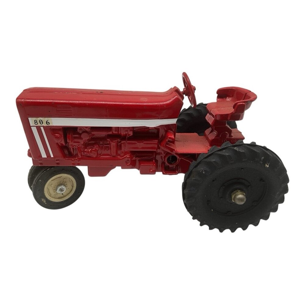 Ertl McCormick IH Farmall 806 Narrow Front Diesel Tractor  1/16 Vtg Made in USA
